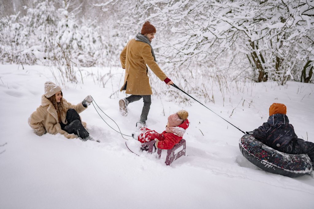 Snow Gear For Toddlers: Best Buy Hacks That Will Make You Look Like A Super Dad.
